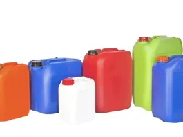 Transforma retazos y bidones en un jardín único y económico. ¡Crea y decora sin gastar!