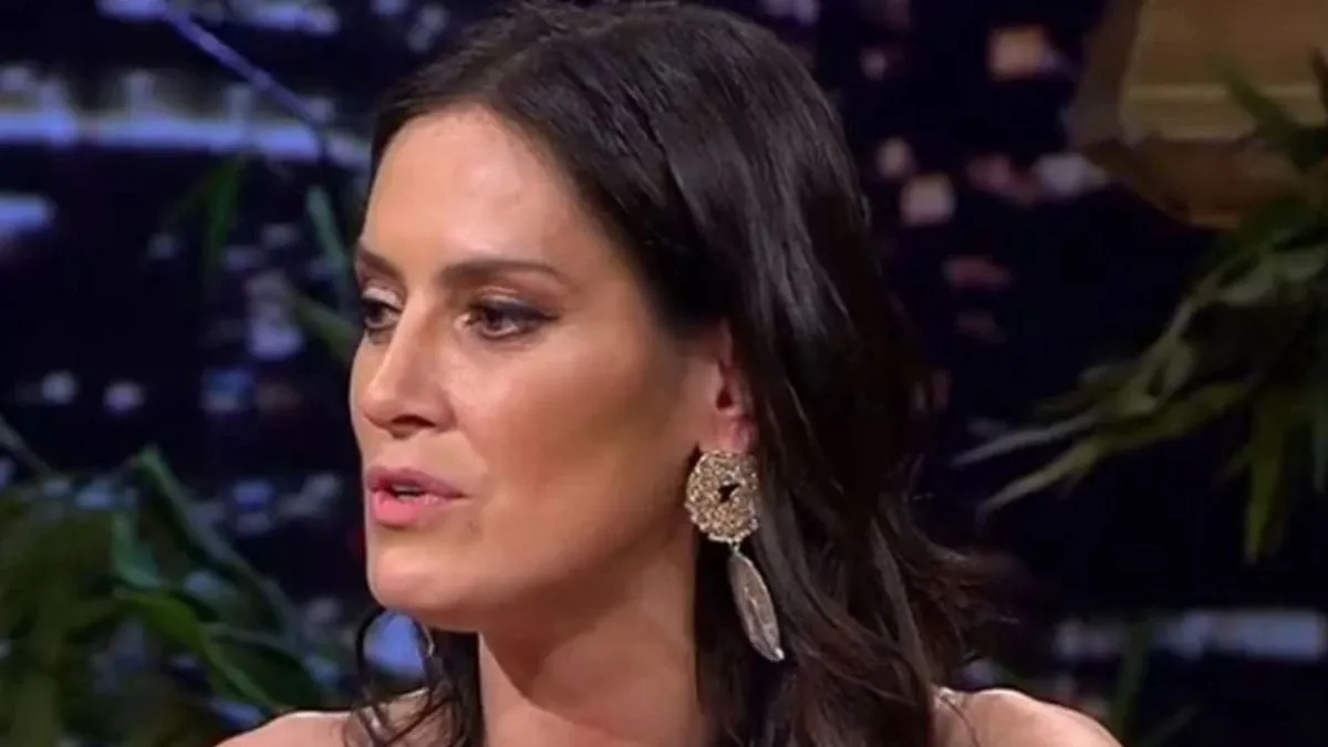 Adriana Barrientos revela la impactante noticia que la sumerge en la controversia.