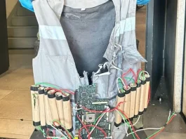 Falso "chaleco bomba" provoca evacuación en el centro de la ciudad.