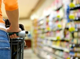 Descubre los horarios de cierre de supermercados y centros comerciales hoy