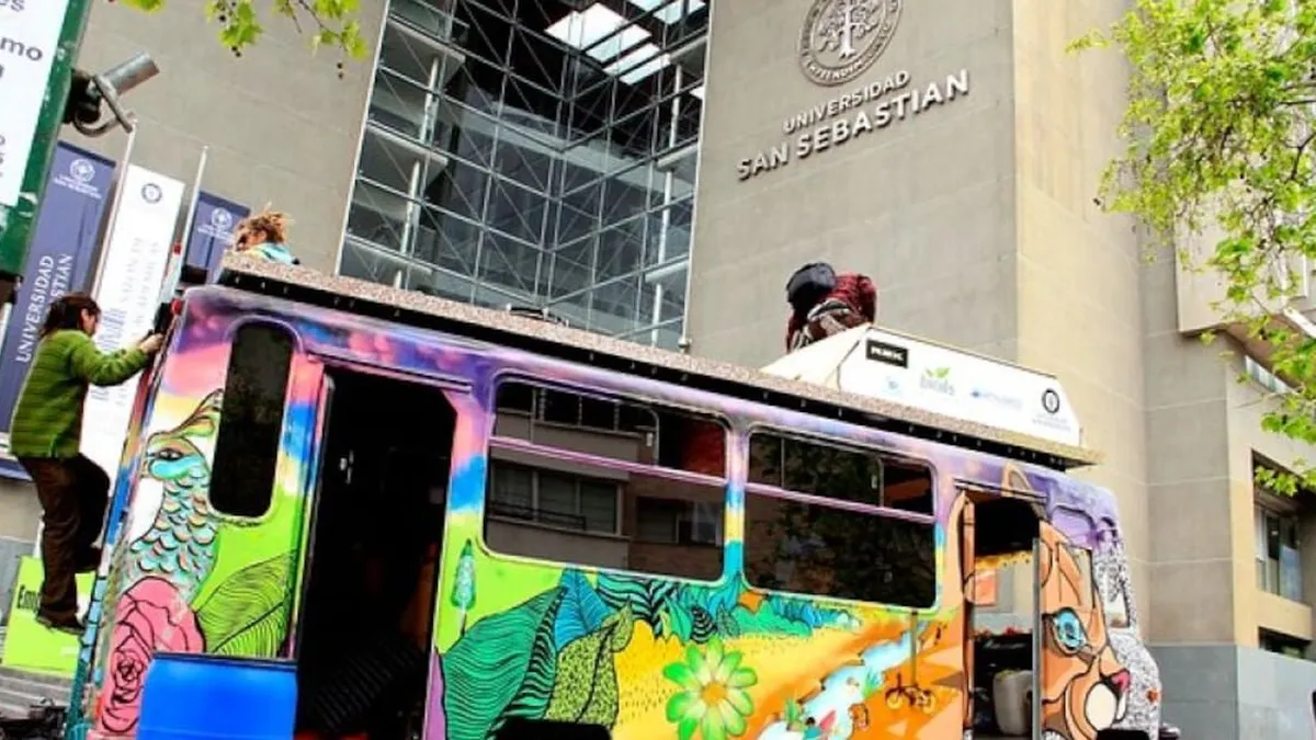 Andrés Chadwick renuncia a la presidencia de la junta directiva de la USS. Andrés Chadwick renuncia a la presidencia de la junta directiva de la USS.