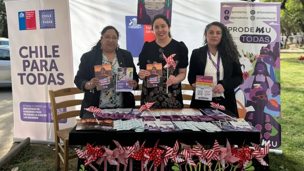 Ministerio de la Mujer promueve la prevención de violencia de género en Fiestas Patrias.