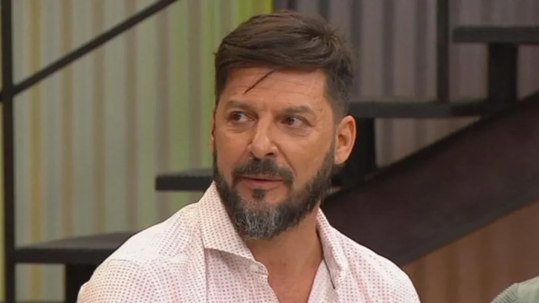 Rafael Cavada y su nueva polola comparten momentos románticos en redes sociales. Rafael Cavada y su nueva polola comparten momentos románticos en redes sociales.