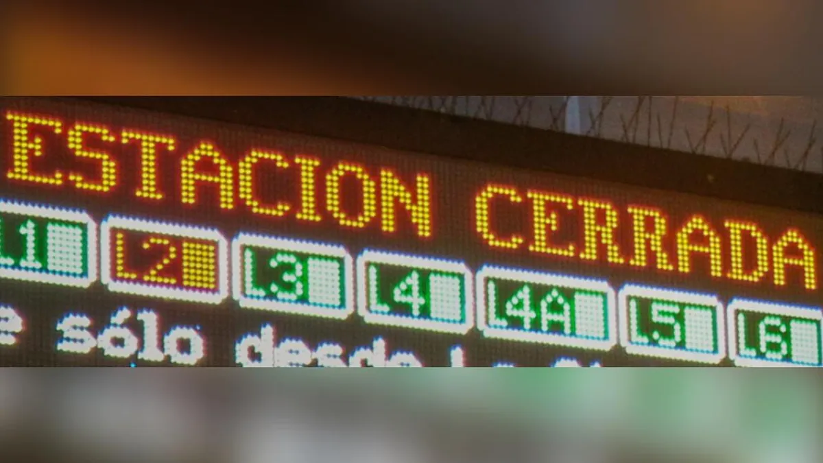 Restablecen servicio en la Línea 2 del Metro tras cierre de tres estaciones.