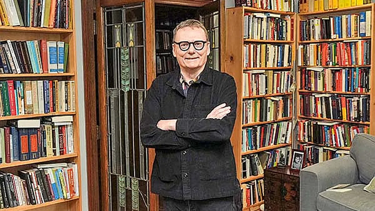 James A. Robinson James A. Robinson