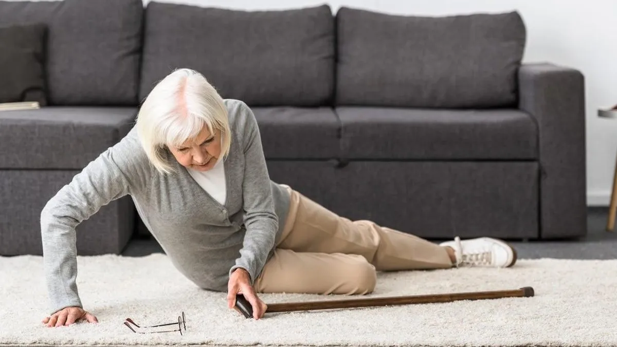 Caídas en personas mayores: un indicador de mayor riesgo de demencia.