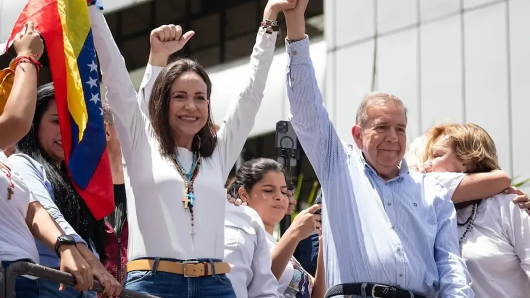 Machado y González Urrutia celebran la prórroga de la misión de la ONU en Venezuela. Machado y González Urrutia celebran la prórroga de la misión de la ONU en Venezuela.