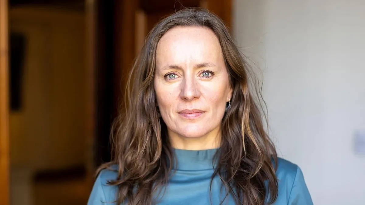 Mónica Bello reflexiona sobre la fragilidad de la ciencia y el arte en la actualidad.