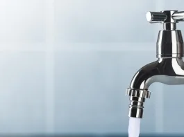 La fluoración del agua: ¿sigue siendo beneficiosa? Una nueva revisión lo cuestiona.