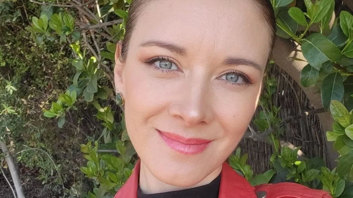 Carla Jara enfrenta la dolorosa pérdida tras 13 años de amor y compañerismo.