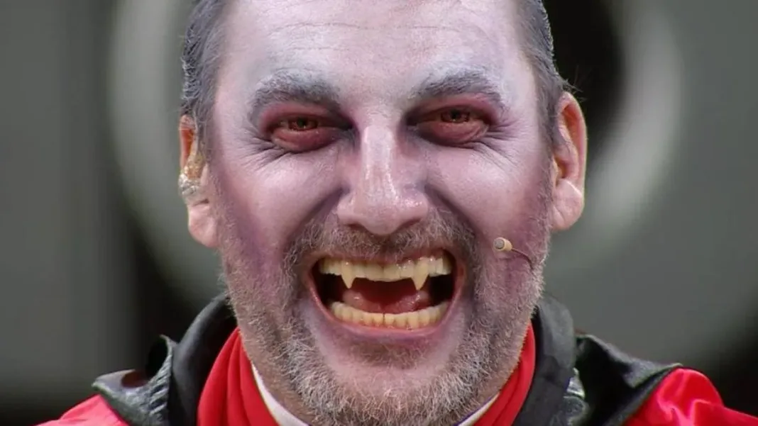 Daniel Fuenzalida sorprende con su aterradora caracterización en Halloween.