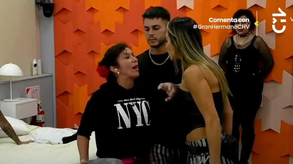 Gran Hermano enfrenta 420 denuncias ante el CNTV en septiembre. Gran Hermano enfrenta 420 denuncias ante el CNTV en septiembre.