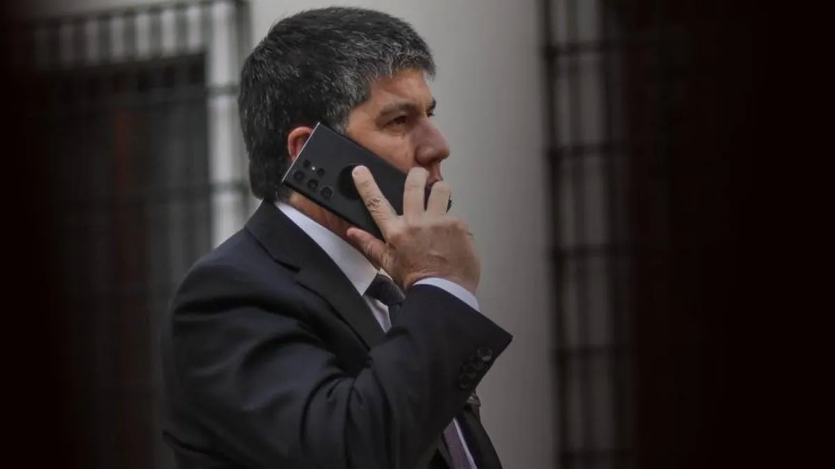Cuatro celulares incautados a Manuel Monsalve serán objeto de investigación. Cuatro celulares incautados a Manuel Monsalve serán objeto de investigación.
