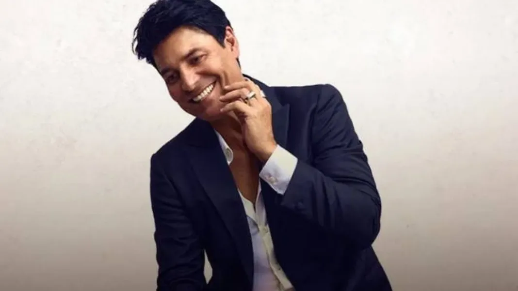 Chayanne anuncia nuevas fechas en Chile tras el éxito de su gira.