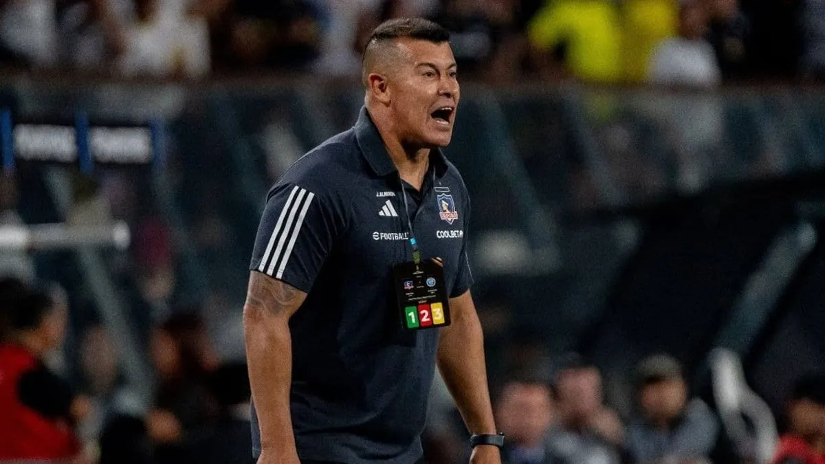 La U presenta pruebas que podrían afectar la situación de Jorge Almirón en Colo Colo.