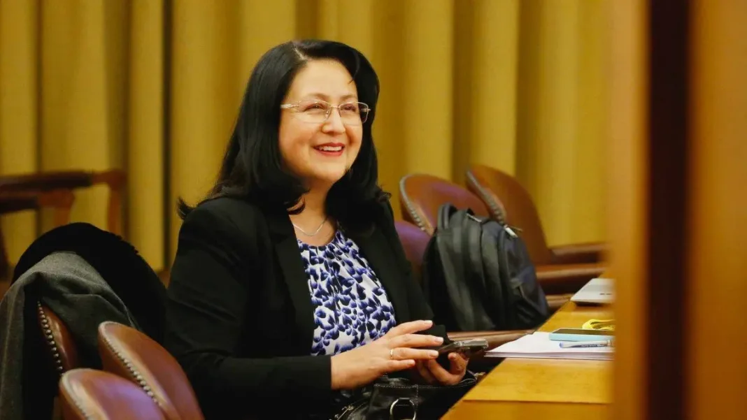 El presidente Boric designa a Dorothy Pérez como nueva contralora general.