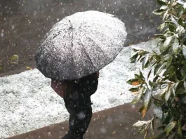 Chubascos de agua-nieve y vientos fuertes: pronóstico del tiempo para este jueves.