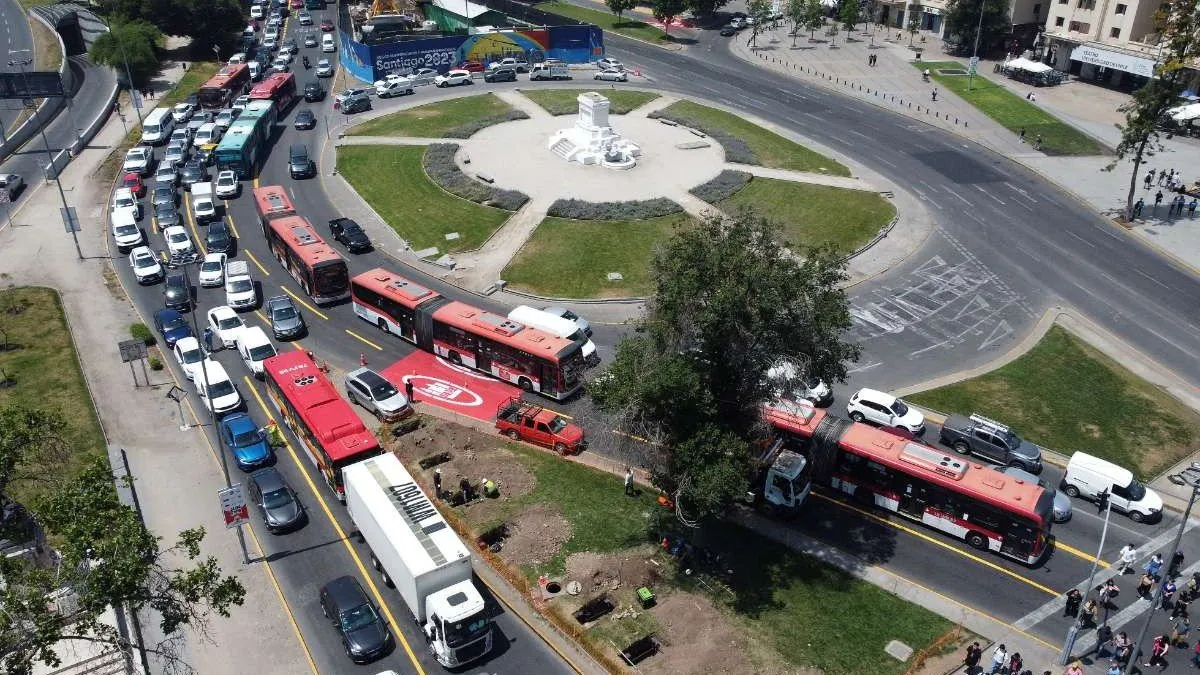 Inicio de la remodelación de Plaza Italia: conoce los desvíos de tránsito.