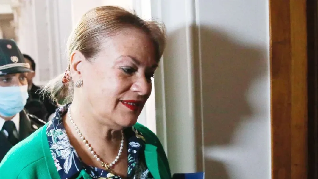 Cámara vota la segunda acusación constitucional contra Ángela Vivanco este lunes.