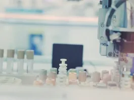 Laboratorio emblemático cierra sus puertas tras casi 70 años en Ñuñoa.