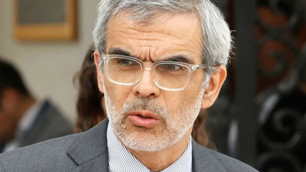 Cordero declara ante fiscalía en el caso Monsalve: 'No más de 50 minutos'.