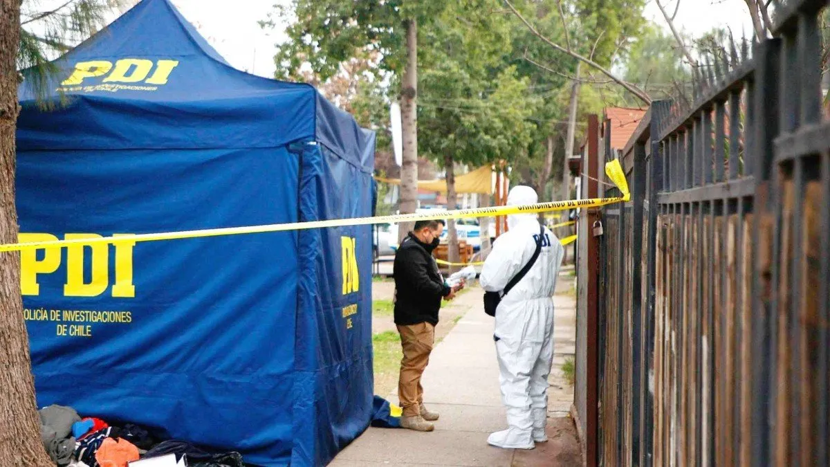 Hombre asesinado de un disparo en Puente Alto al llegar a su hogar.
