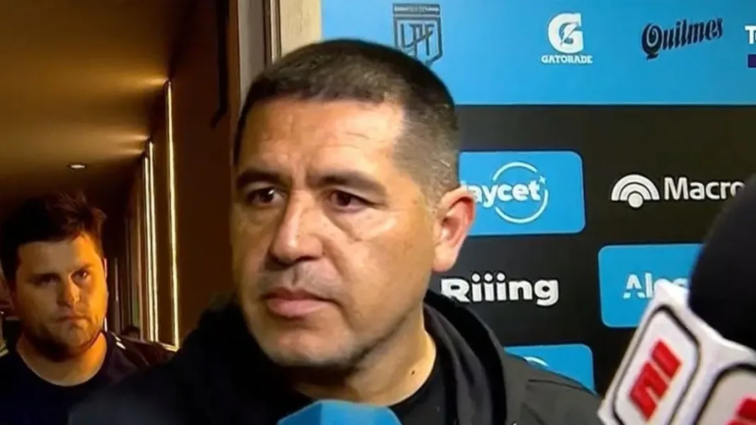Riquelme exige un candidato fuerte para liderar el futuro de Boca Juniors.