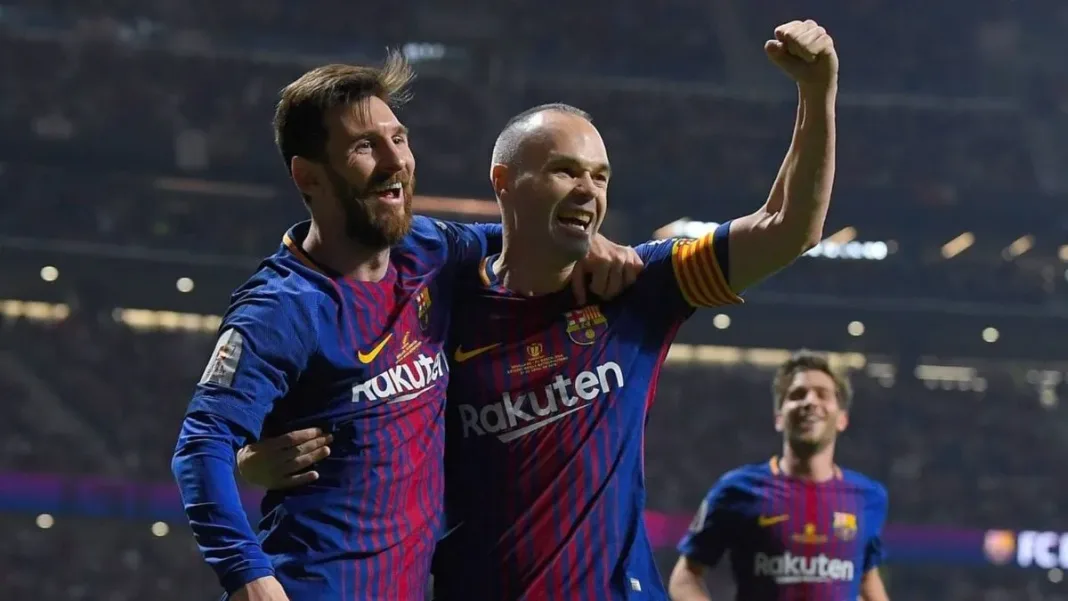 Lionel Messi rinde homenaje a su amigo Andrés Iniesta tras su emotivo retiro.