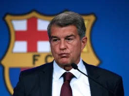 El Barcelona enfrenta una millonaria deuda que marcará su futuro financiero.