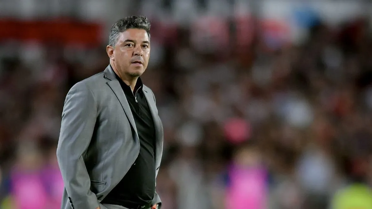 River Plate enfrenta una crisis con dos figuras en duda para un partido crucial.