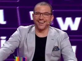 Julián Elfenbein expresa su amor en una emotiva declaración para su nueva pareja.