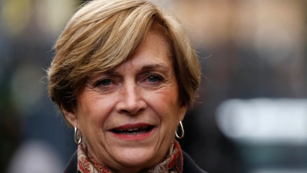 Evelyn Matthei critica los chats filtrados entre Hermosilla y Guerra como "denigrantes".