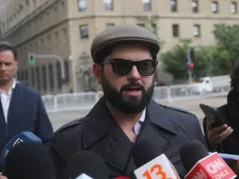 Boric destaca similitudes en proyectos y aboga por la aprobación del fin del CAE.