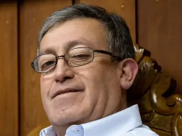 Exalcalde de Puerto Montt y dos colaboradores arrestados por fraude y cohecho.