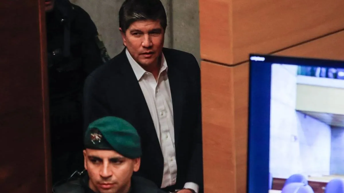 Gendarmería traslada a Manuel Monsalve por amenazas en la cárcel de Rancagua. Gendarmería traslada a Manuel Monsalve por amenazas en la cárcel de Rancagua.