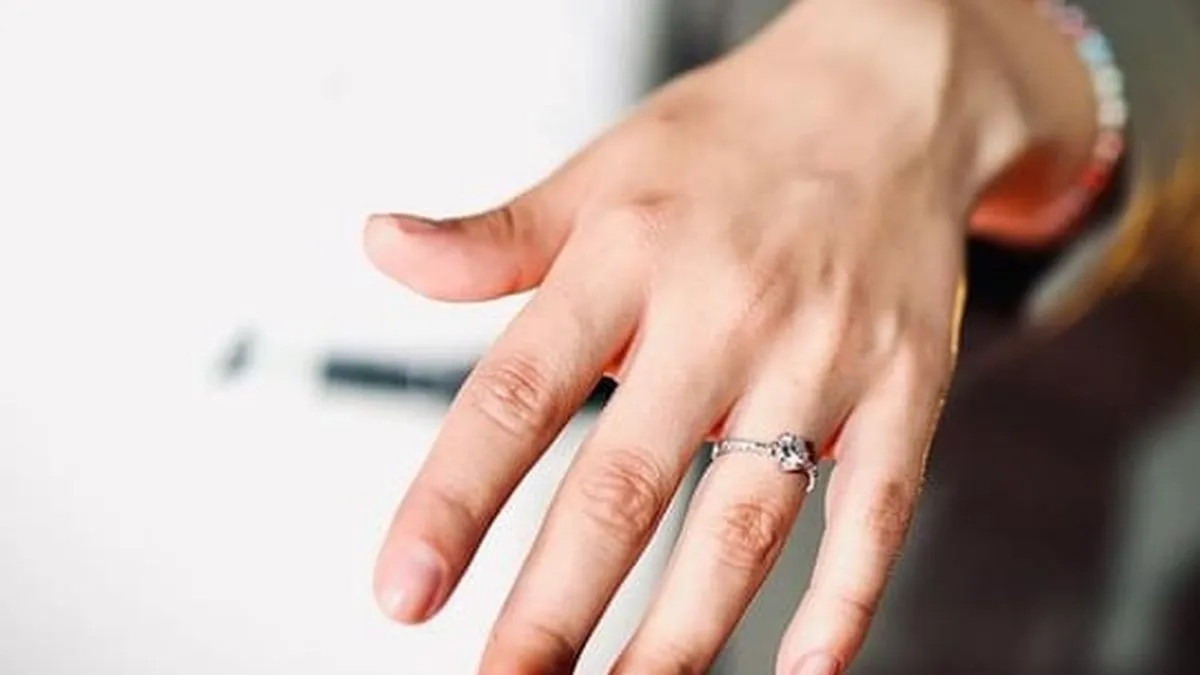 ¡El compromiso más esperado! La pareja de actores comparte su emotiva pedida de mano.