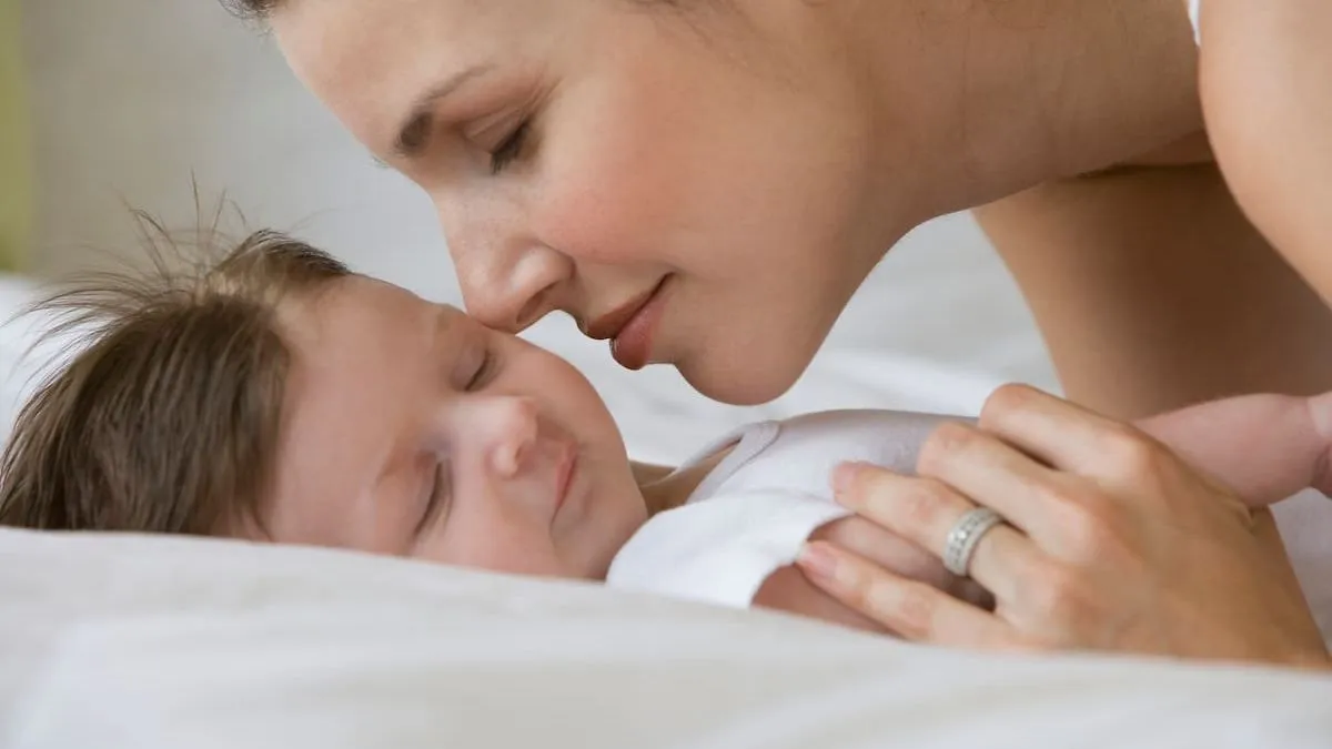 Descubre cómo la edad influye en el olor corporal y su explicación científica. Descubre cómo la edad influye en el olor corporal y su explicación científica.