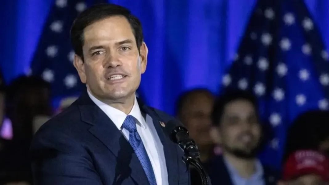 El senador que vincula a Hezbolá con Chile y aspira a ser secretario de Estado.