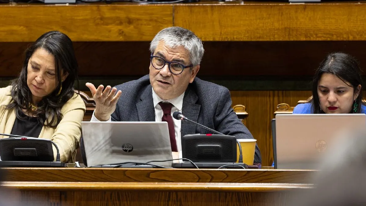 El Senado aprueba enmiendas clave para mejorar el cumplimiento tributario. El Senado aprueba enmiendas clave para mejorar el cumplimiento tributario.