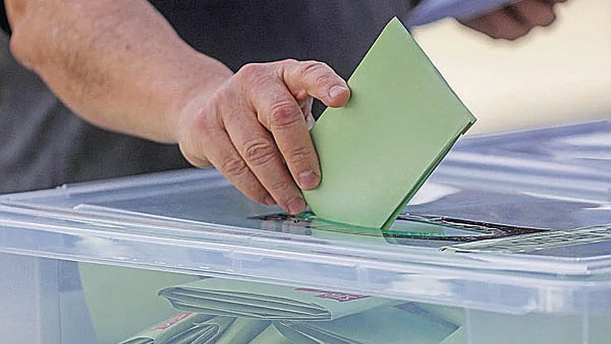 Consejos regionales: predominan hombres de 35 a 54 años y la derecha en nuevas autoridades.