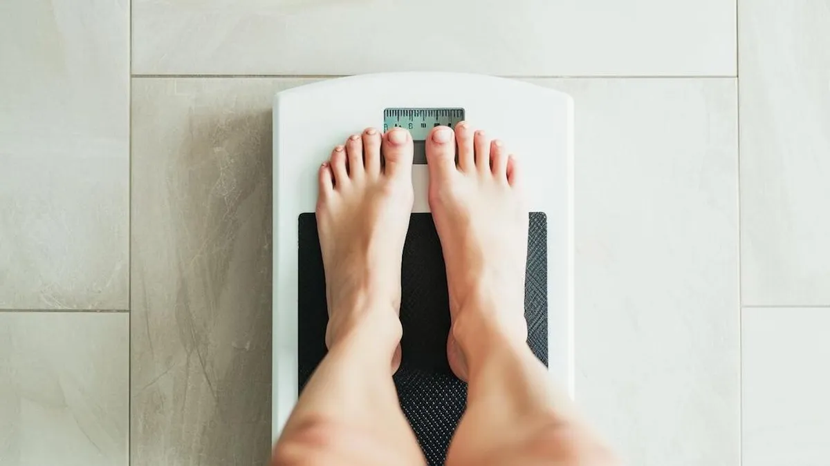 Descubre los secretos y obstáculos para mantener tu peso tras perder kilos. Descubre los secretos y obstáculos para mantener tu peso tras perder kilos.