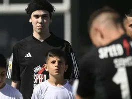 Spreen comparte divertidos mensajes tras su debut con Deportivo Riestra ante Vélez.