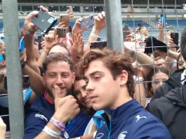 Colapinto agradece a sus fanáticos en el GP de San Pablo de F1 con nobleza y humildad.