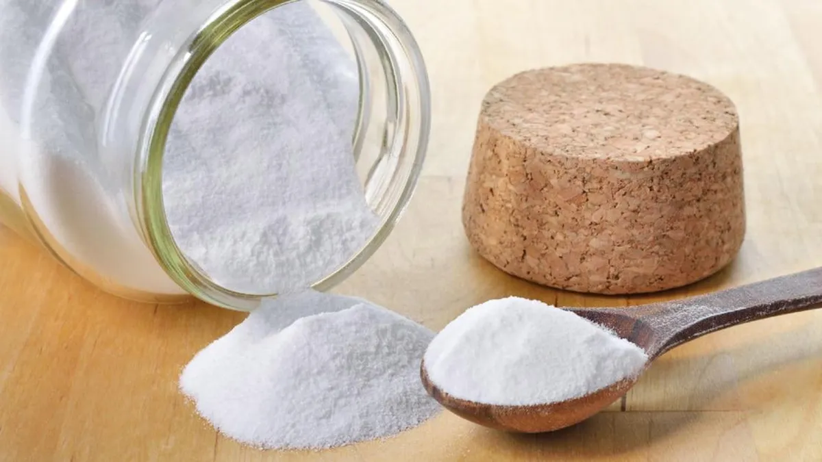 Cáscara de limón y bicarbonato: la solución perfecta para eliminar la grasa en tu cocina.