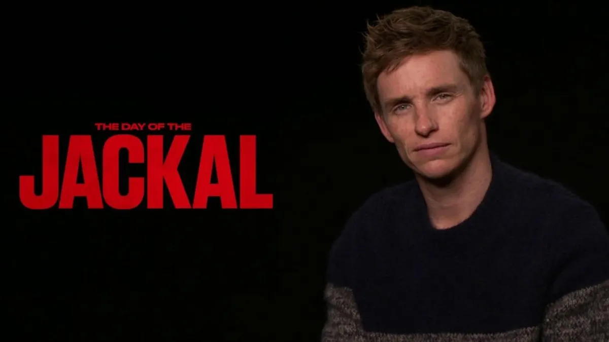 Eddie Redmayne revela su metamorfosis en ‘El Chacal’ Eddie Redmayne revela su metamorfosis en ‘El Chacal’