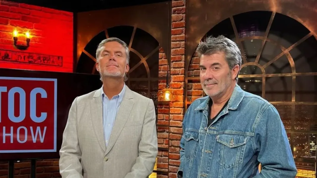 Pollo Valdivia y Felipe Vidal presentan su café concert: un viaje en el tiempo. Pollo Valdivia y Felipe Vidal presentan su café concert: un viaje en el tiempo.