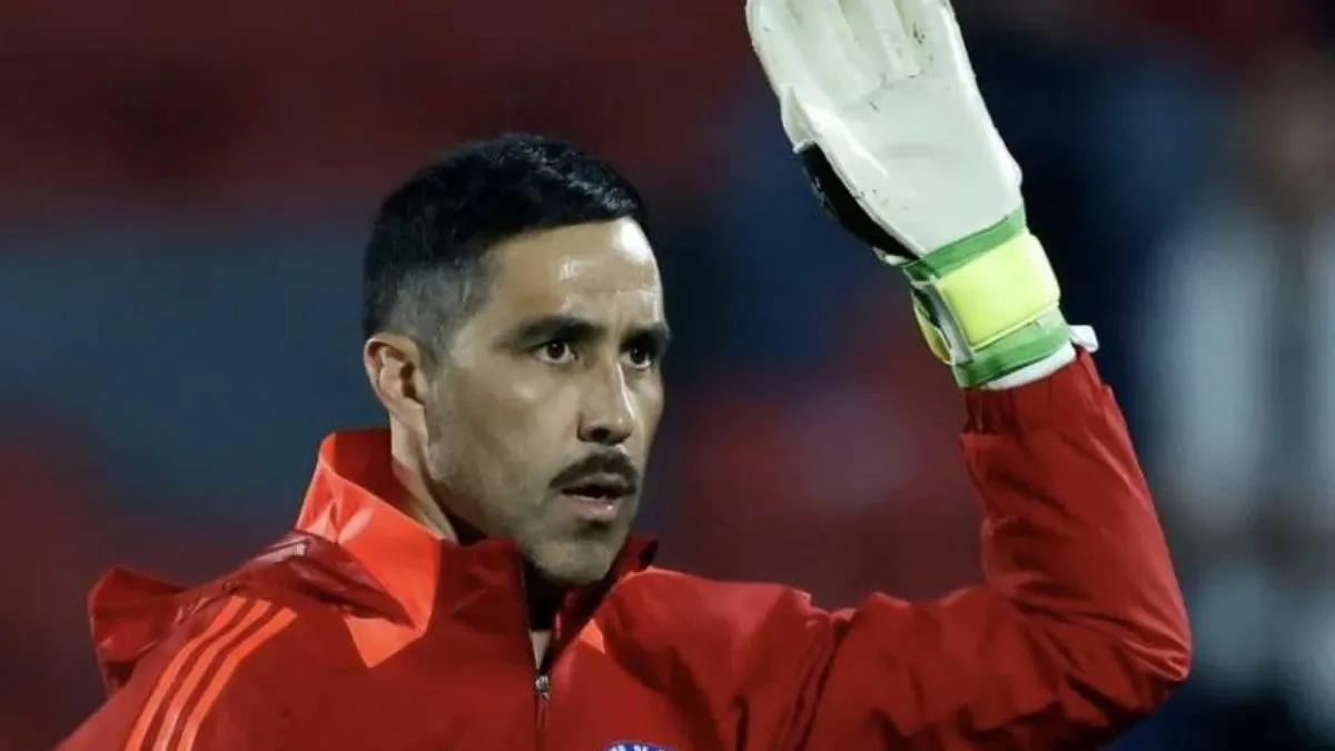 Claudio Bravo expresa su deseo de regresar y jugar en Colo Colo. Claudio Bravo expresa su deseo de regresar y jugar en Colo Colo.