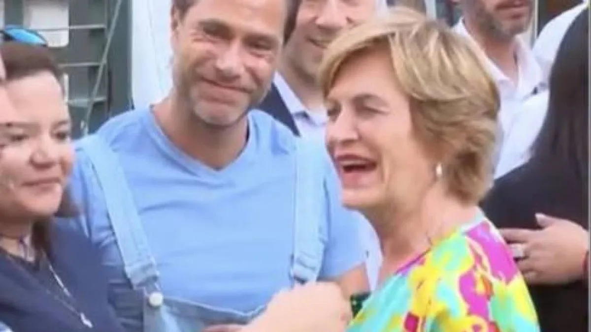 Evelyn Matthei celebra a pesar de la derrota de Francisco Orrego en las elecciones.