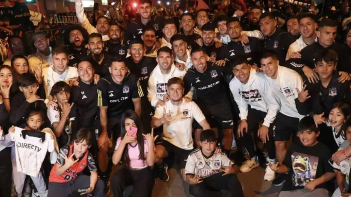 Colo Colo dedica una emotiva canción a la U antes de la gran final de hoy.