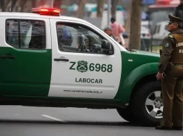 Carabinero frustra encerrona en Macul; detienen a un adolescente y un niño heridos.